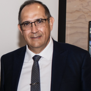 Miguel Dávalos Miguel Dávalos